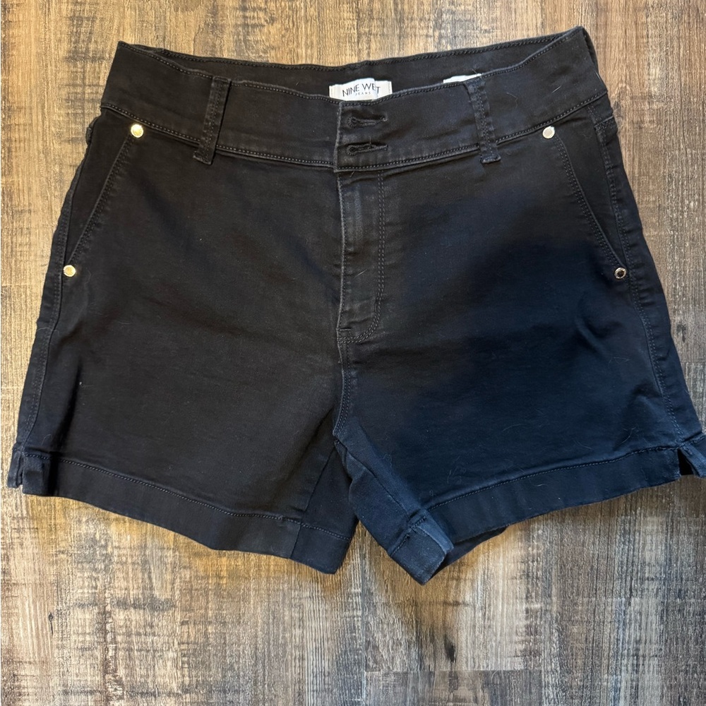 Nine West Black Women's Bermudas